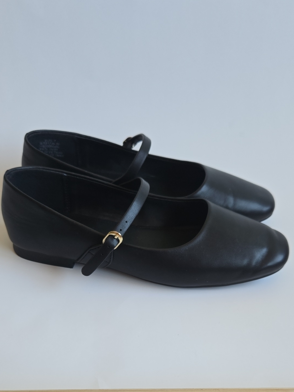 Banana Republic Vegan Leather Maryjane Ballet Flat
